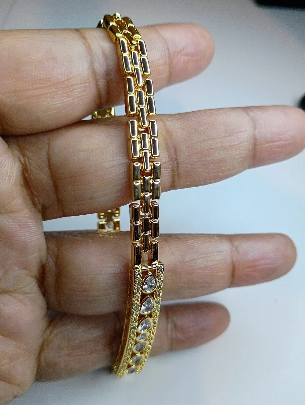 New Gold Plated Clear CZ's Teardrop Bracelet